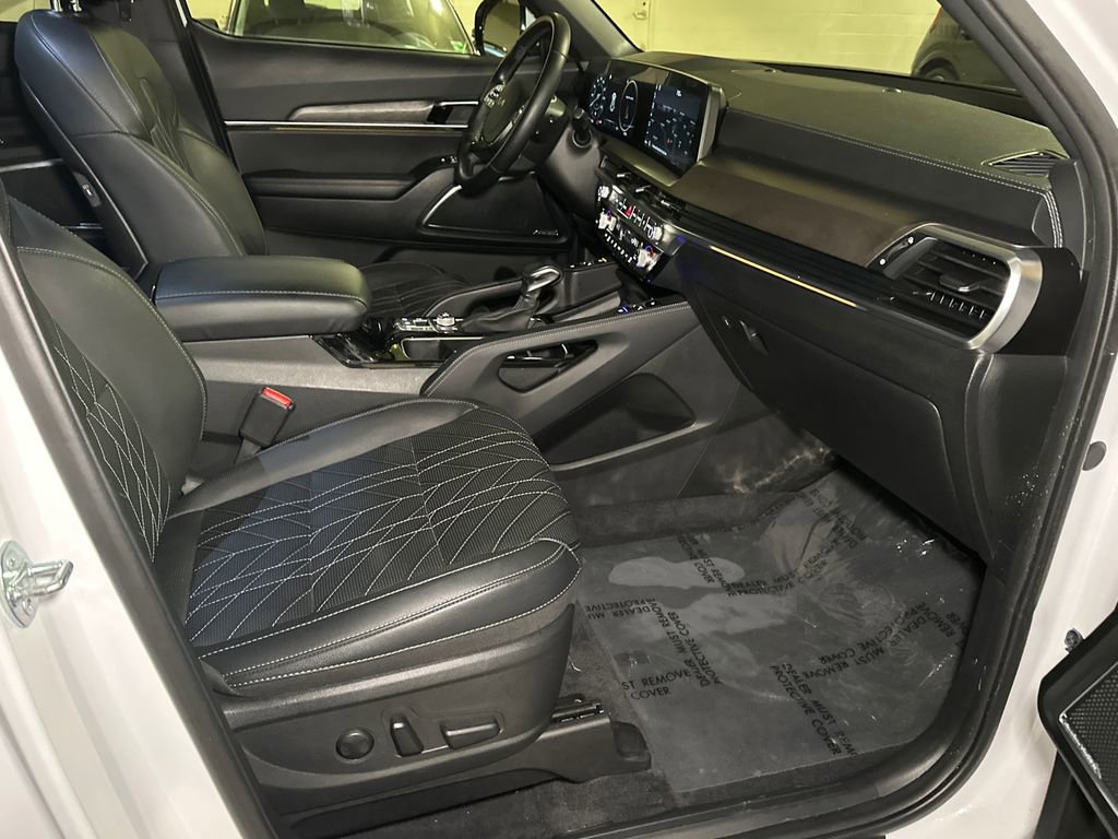 Certified 2024 Kia Telluride SX X-Pro image 12