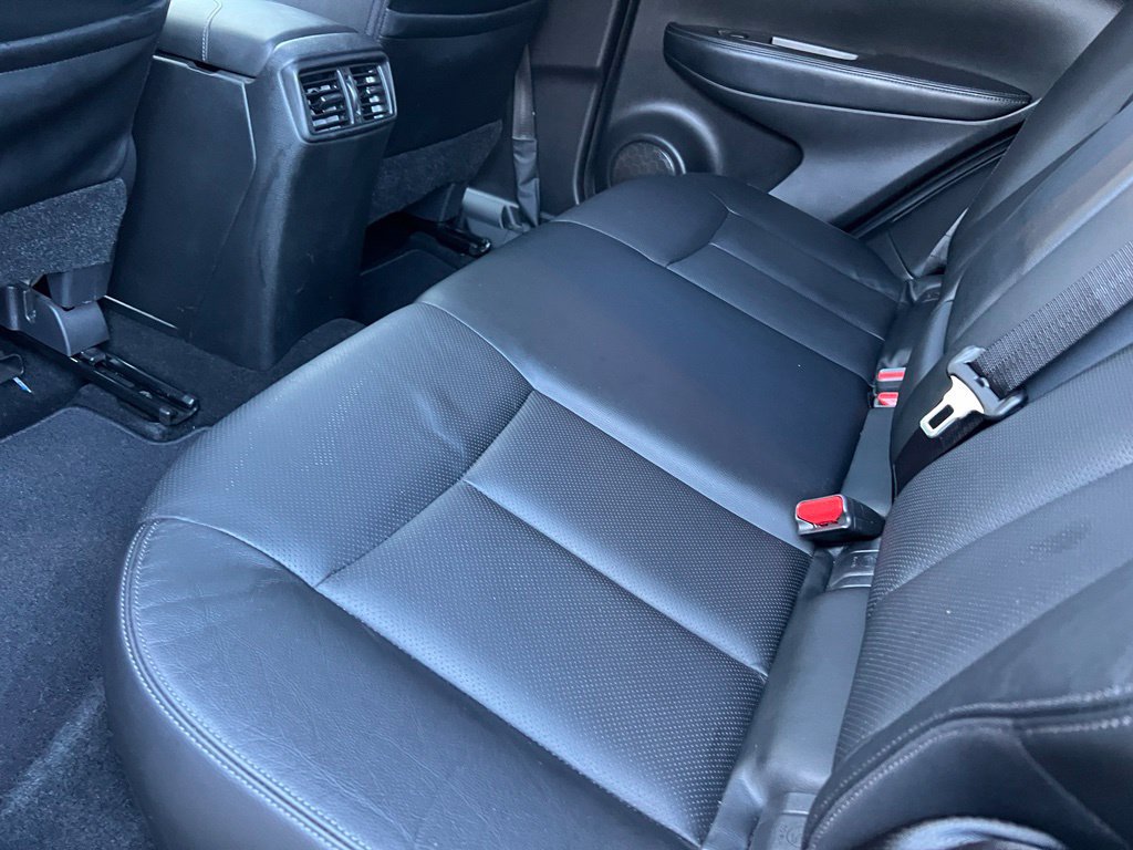 Used 2017 Nissan Rogue Sport SL w/ SL Premium Package FWD image 18