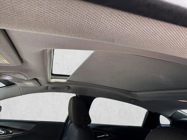 Used 2020 Chevrolet Malibu LT FWD image 11