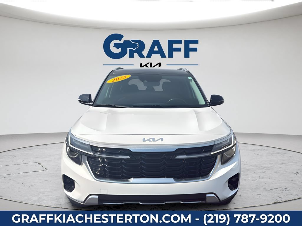 Used 2025 Kia Seltos S AWD/4WD image 15