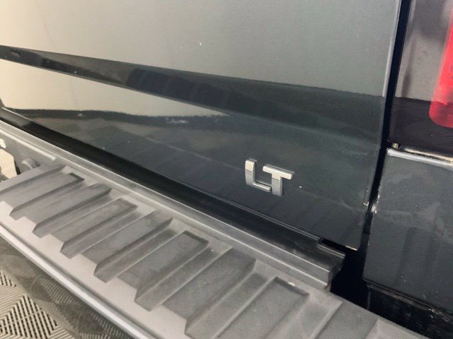 Used 2018 Chevrolet Silverado 1500 LT w/ All Star Edition AWD/4WD image 15