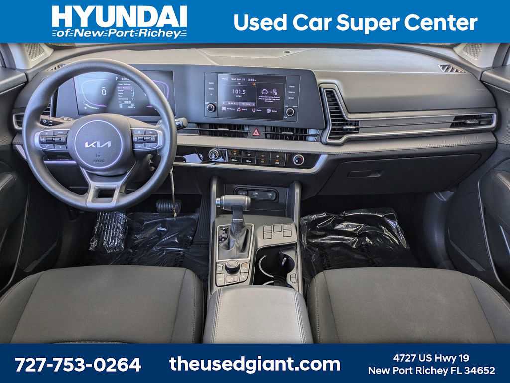 Used 2023 Kia Sportage LX FWD image 15