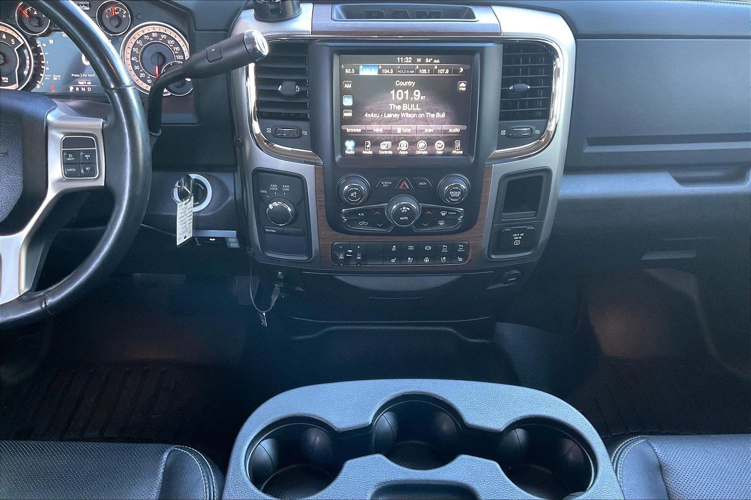 Used 2016 RAM 2500 Laramie image 7