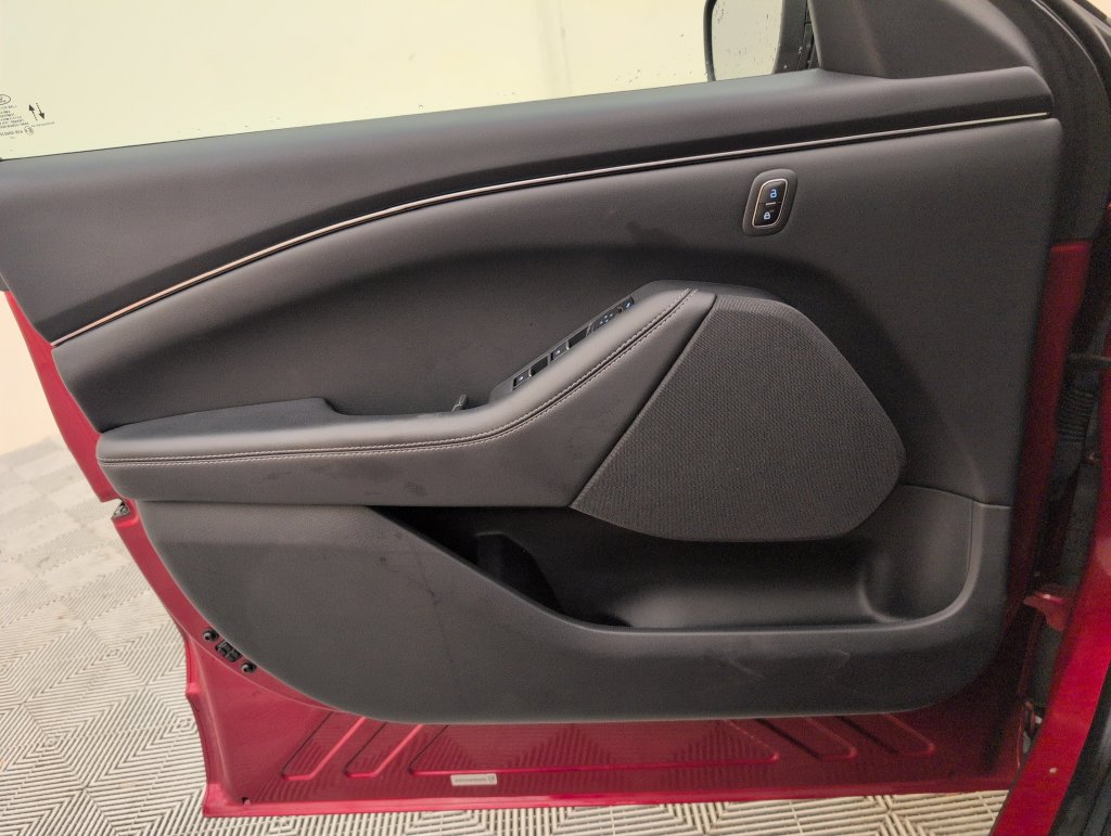 Used 2023 Ford Mustang Mach-E Select RWD image 32