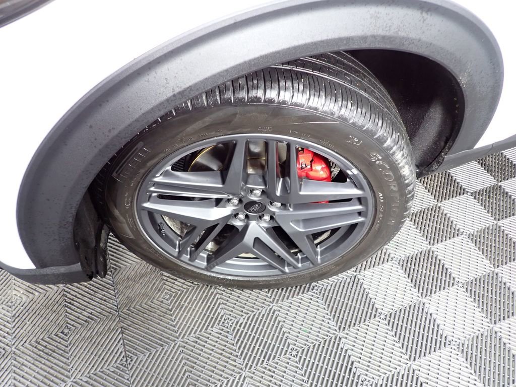 Used 2025 Ford Explorer ST image 49