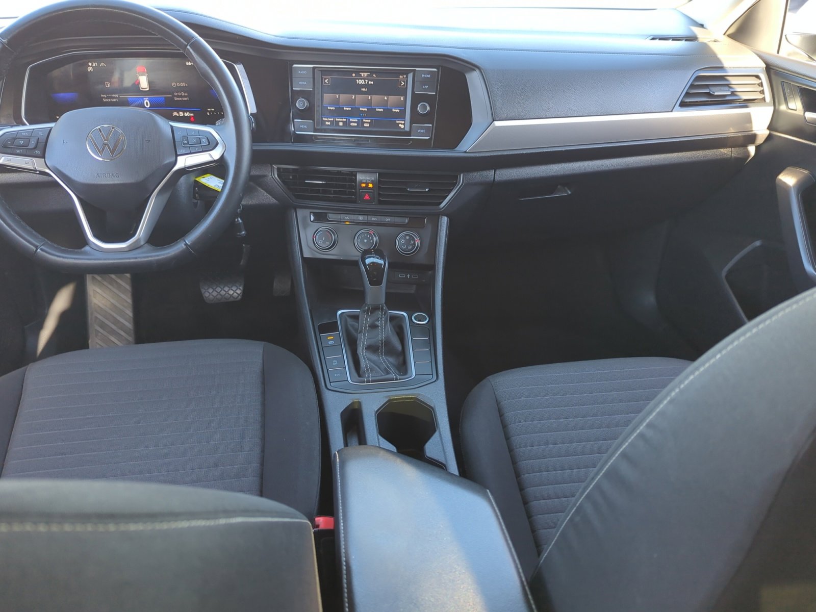 Used 2024 Volkswagen Jetta S image 19