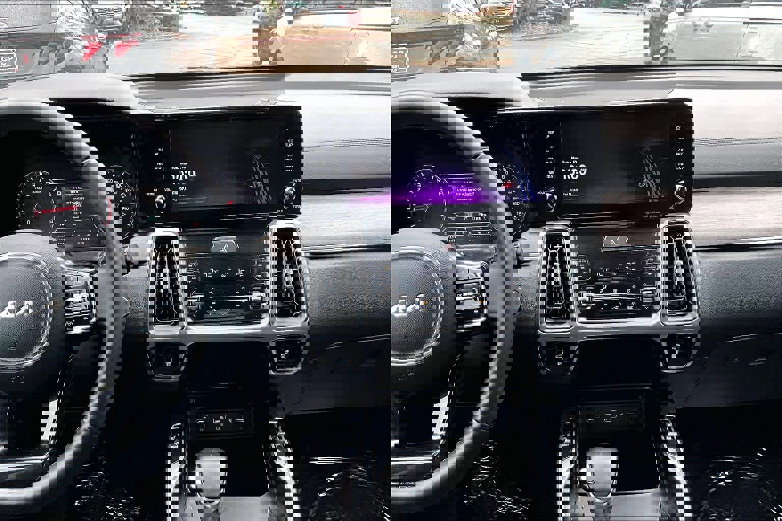 Used 2022 Kia Sorento EX w/ Panoramic Sunroof Package image 7