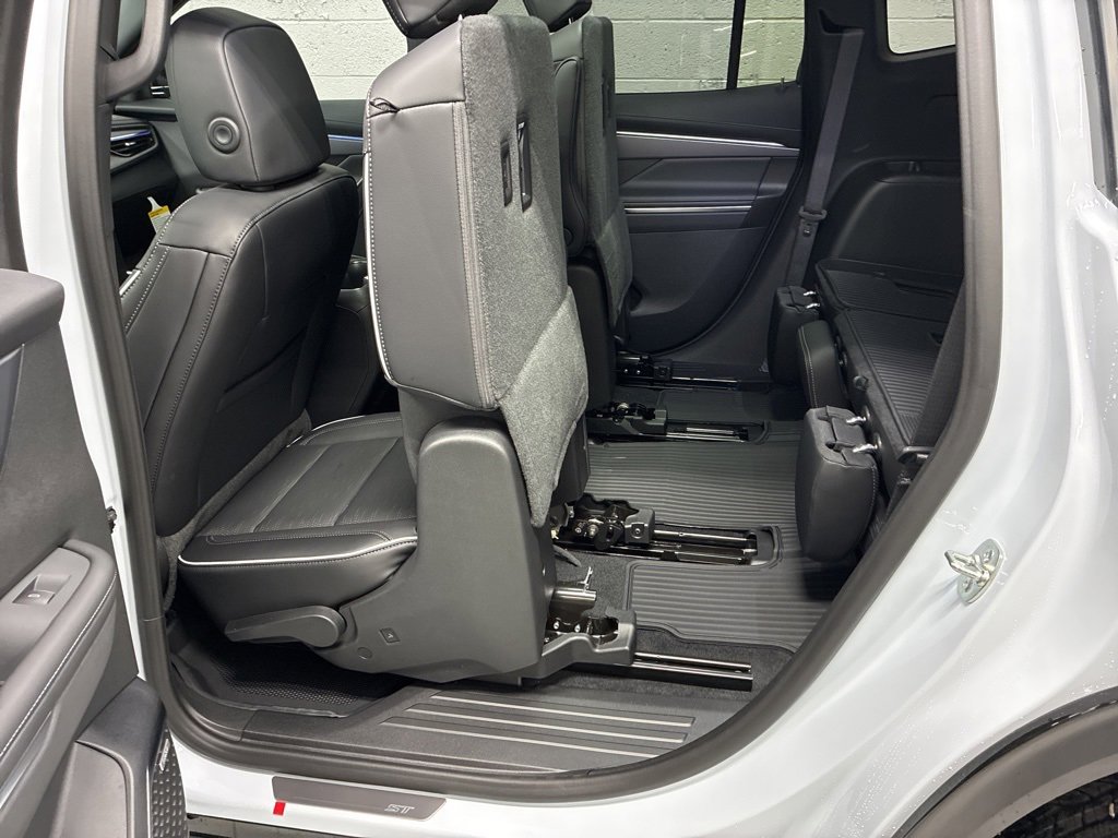 New 2026 Buick Enclave Sport Touring w/ Power Package image 38