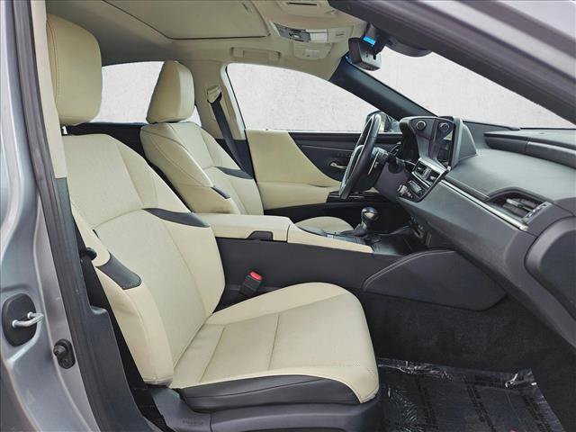 Used 2022 Lexus ES 300h w/ Premium Package FWD image 22