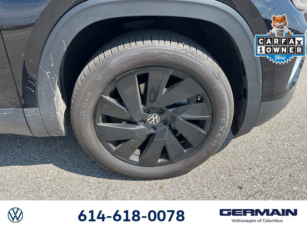 Used 2024 Volkswagen Atlas SE AWD/4WD image 13
