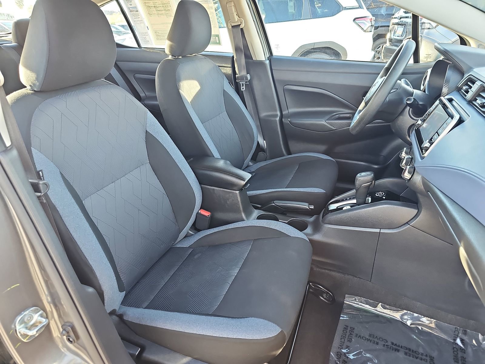 Used 2023 Nissan Versa SV image 10