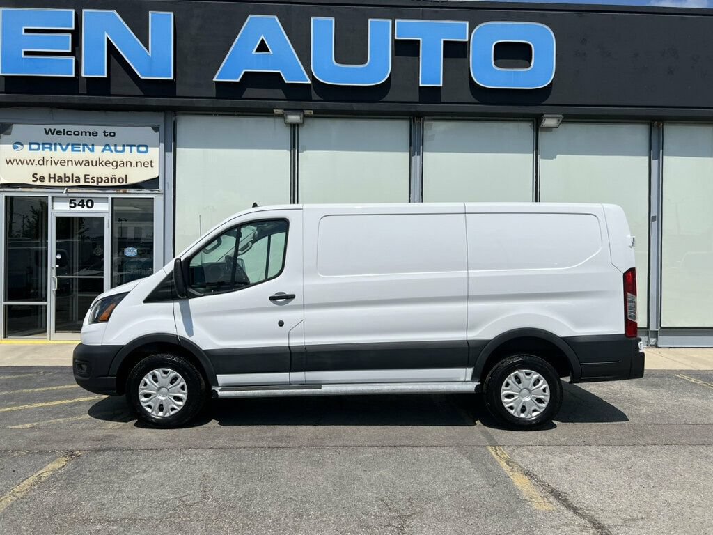 Used 2025 Ford Transit 250 Low Roof w/ Exterior Upgrade Package RWD image 26