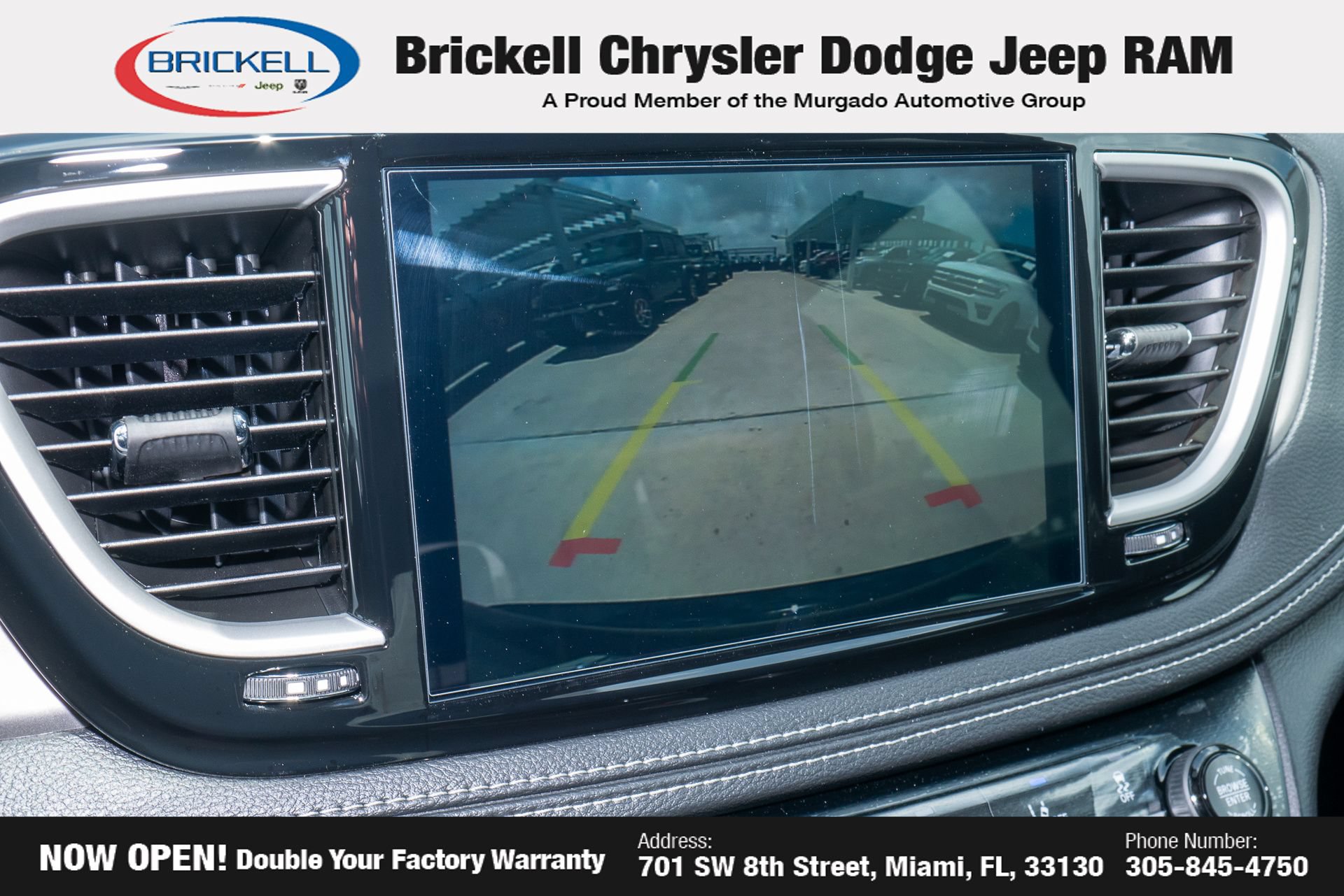 New 2027 Chrysler Pacifica Select FWD image 29