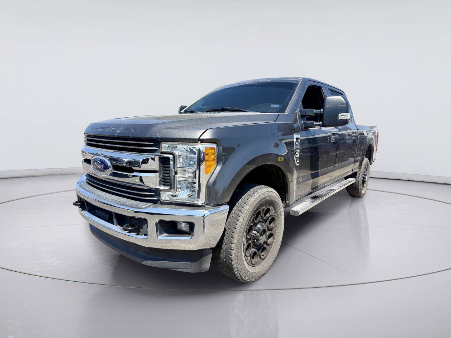 Used 2017 Ford F250 XLT w/ XLT Value Package AWD/4WD image 5