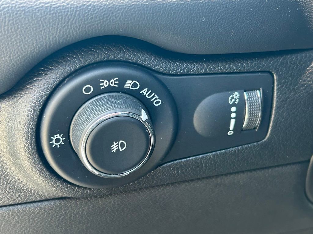Used 2022 Dodge Durango GT AWD/4WD image 29