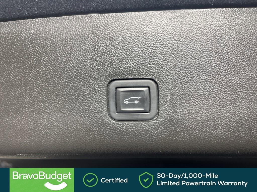 Certified 2020 Chevrolet Traverse LT w/ Driver Confidence II Package AWD/4WD image 20