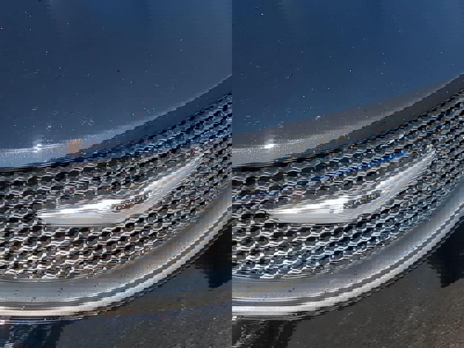 Used 2025 Chrysler Voyager LX image 12