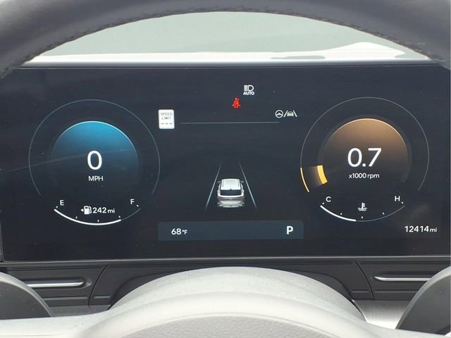 Used 2025 Hyundai Kona SEL image 14