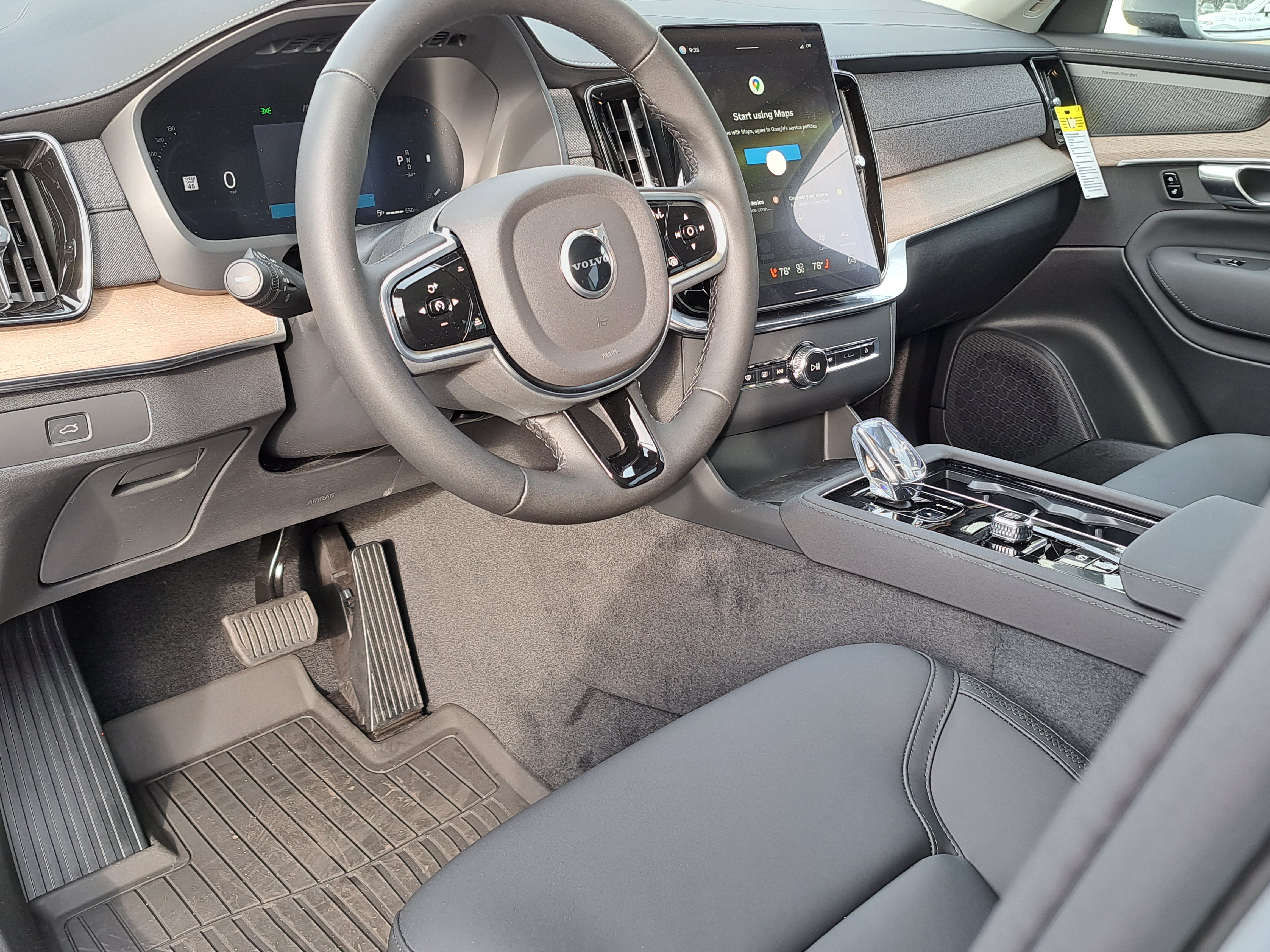 New 2026 Volvo XC90 B6 Plus w/ Protection Package Premier AWD/4WD image 5
