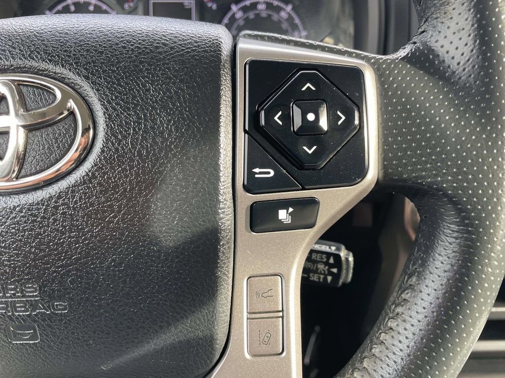 Used 2021 Toyota 4Runner SR5 image 31