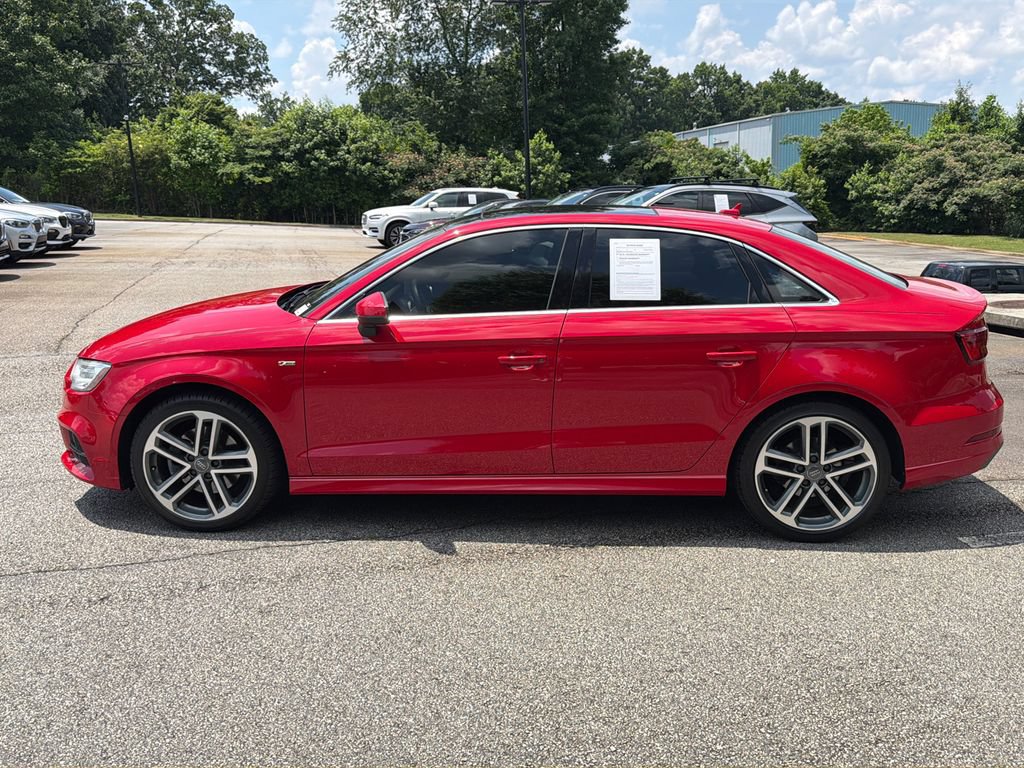 Used 2017 Audi A3 2.0T Premium Plus w/ Premium Plus Package FWD image 4