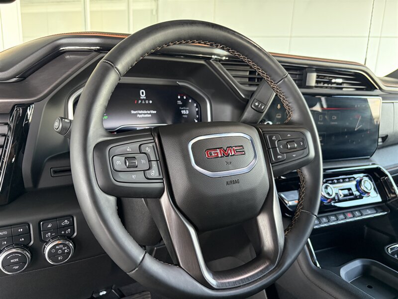 Used 2025 GMC Sierra 2500 AT4 AWD/4WD image 12