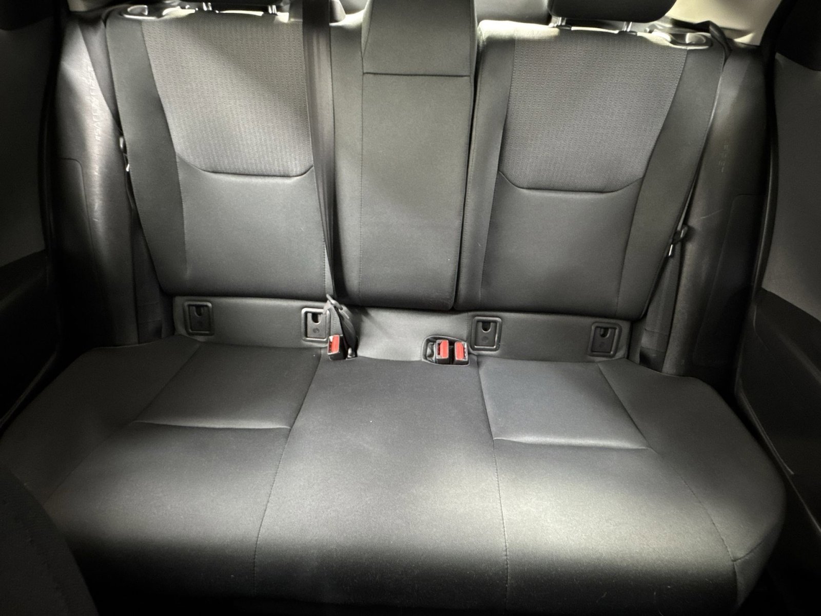 Used 2025 Toyota Prius LE image 5