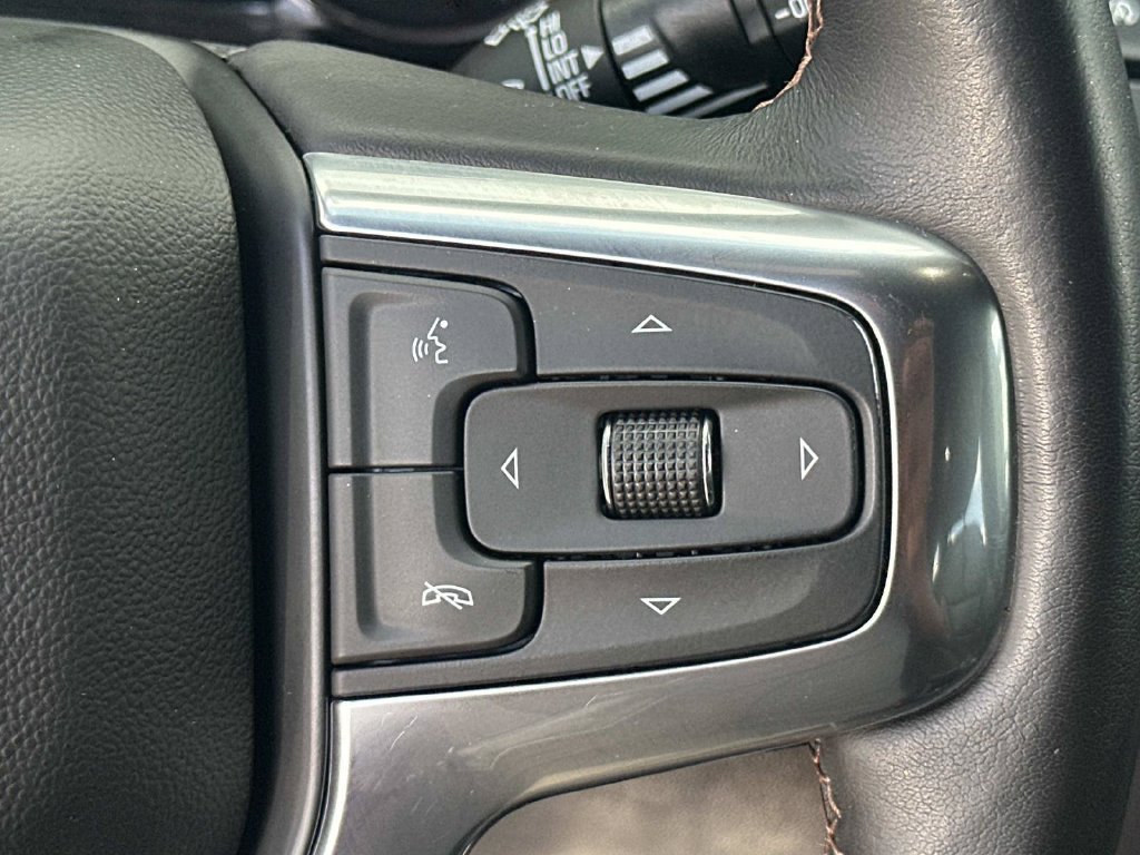Used 2022 Chevrolet Blazer Premier w/ Enhanced Convenience Package AWD/4WD image 18
