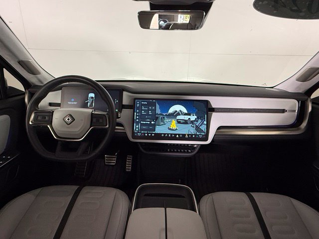 Used 2024 Rivian R1S Adventure Quad AWD/4WD image 15