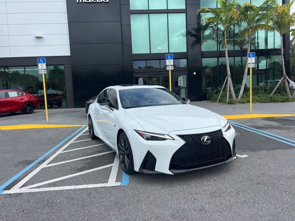 Used 2024 Lexus IS 300 image 4