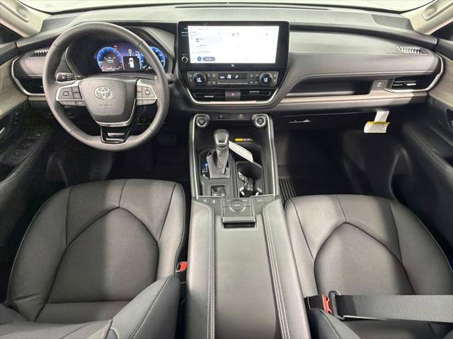 Certified 2026 Toyota Grand Highlander FWD image 38