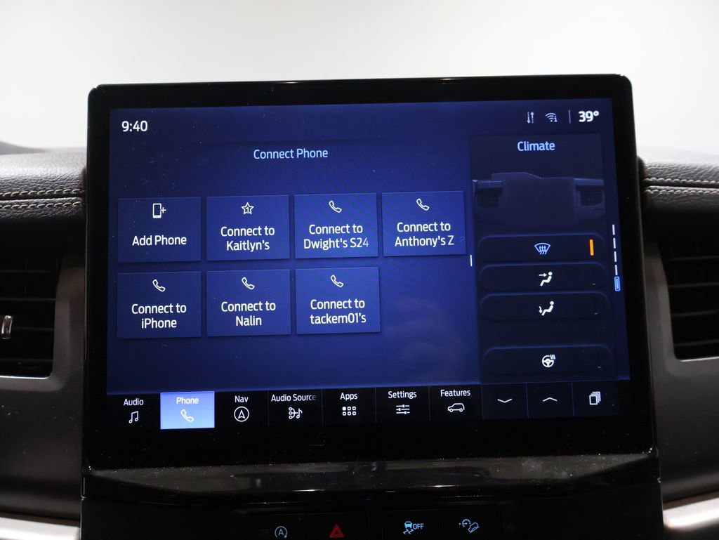 Used 2024 Ford Expedition XLT image 28