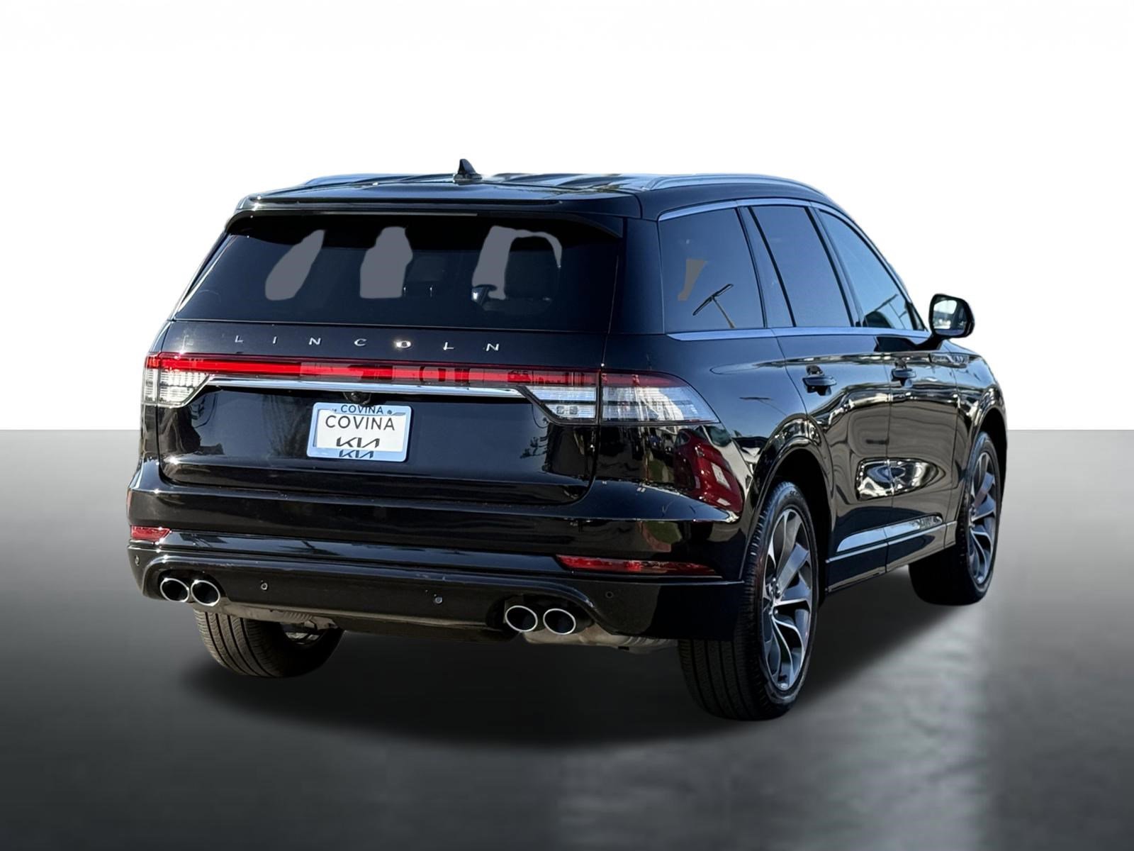 Used 2023 Lincoln Aviator Grand Touring w/ Elements Package Plus image 8