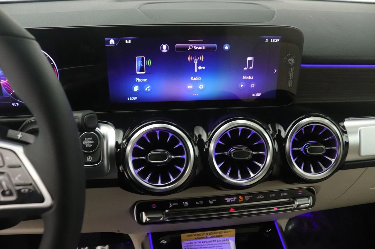 New 2026 Mercedes-Benz GLB 250 4MATIC image 6