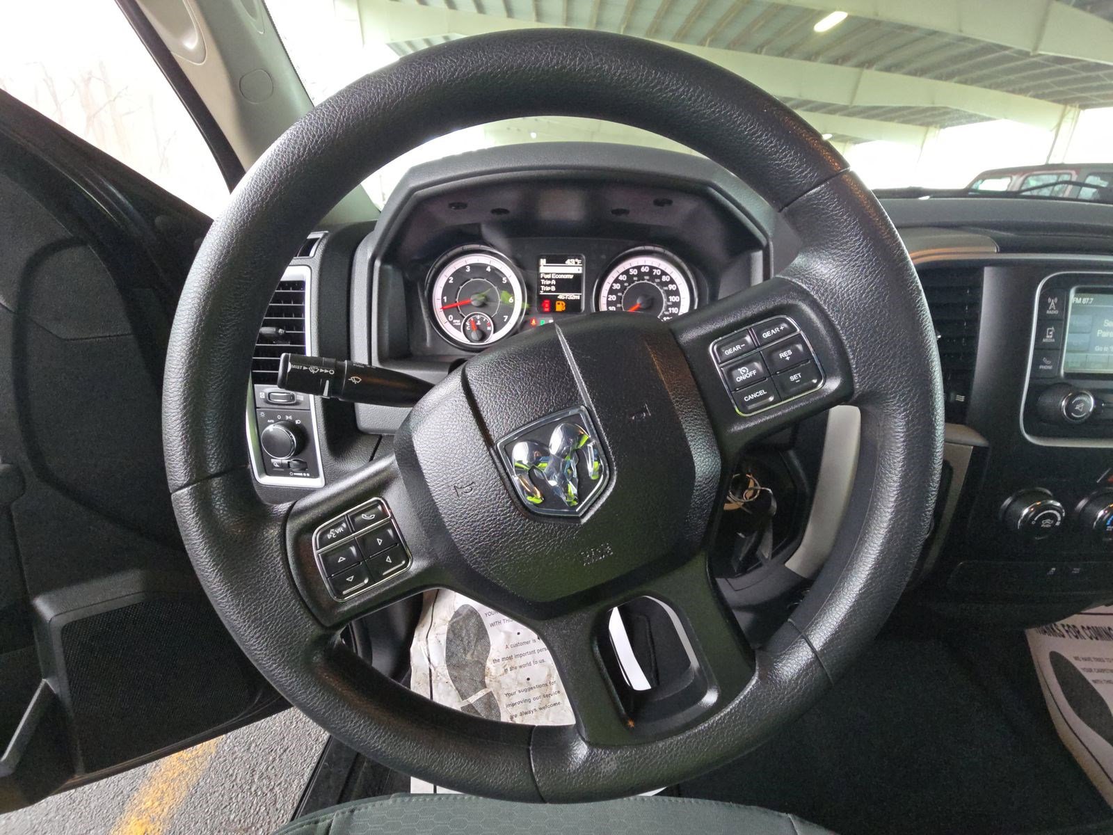 Used 2020 RAM 1500 Classic SLT image 17