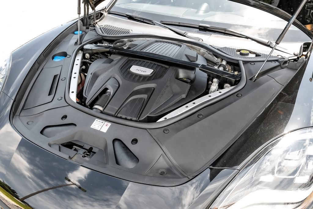 Used 2018 Porsche Panamera 4 AWD/4WD image 52