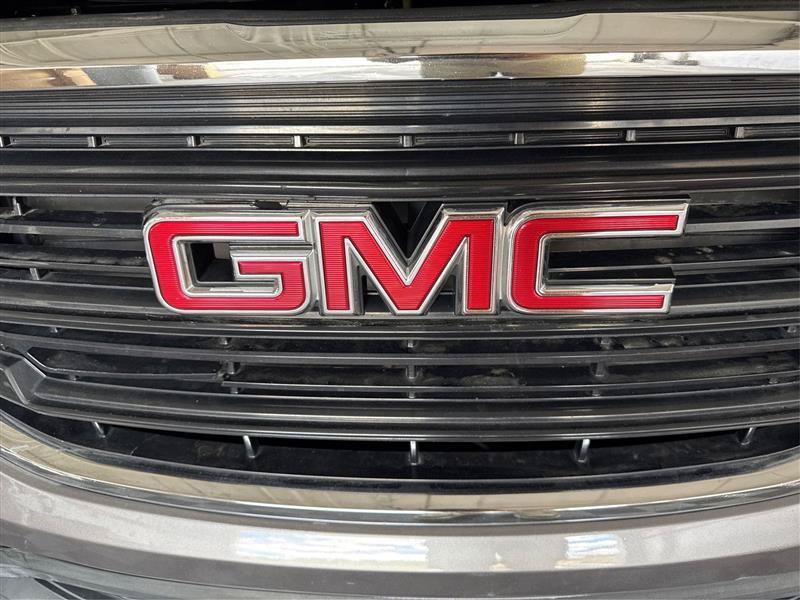 Used 2021 GMC Terrain SLE w/ Driver Convenience Package AWD/4WD image 23