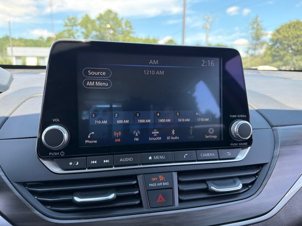 Used 2025 Nissan Altima 2.5 SV AWD/4WD image 9