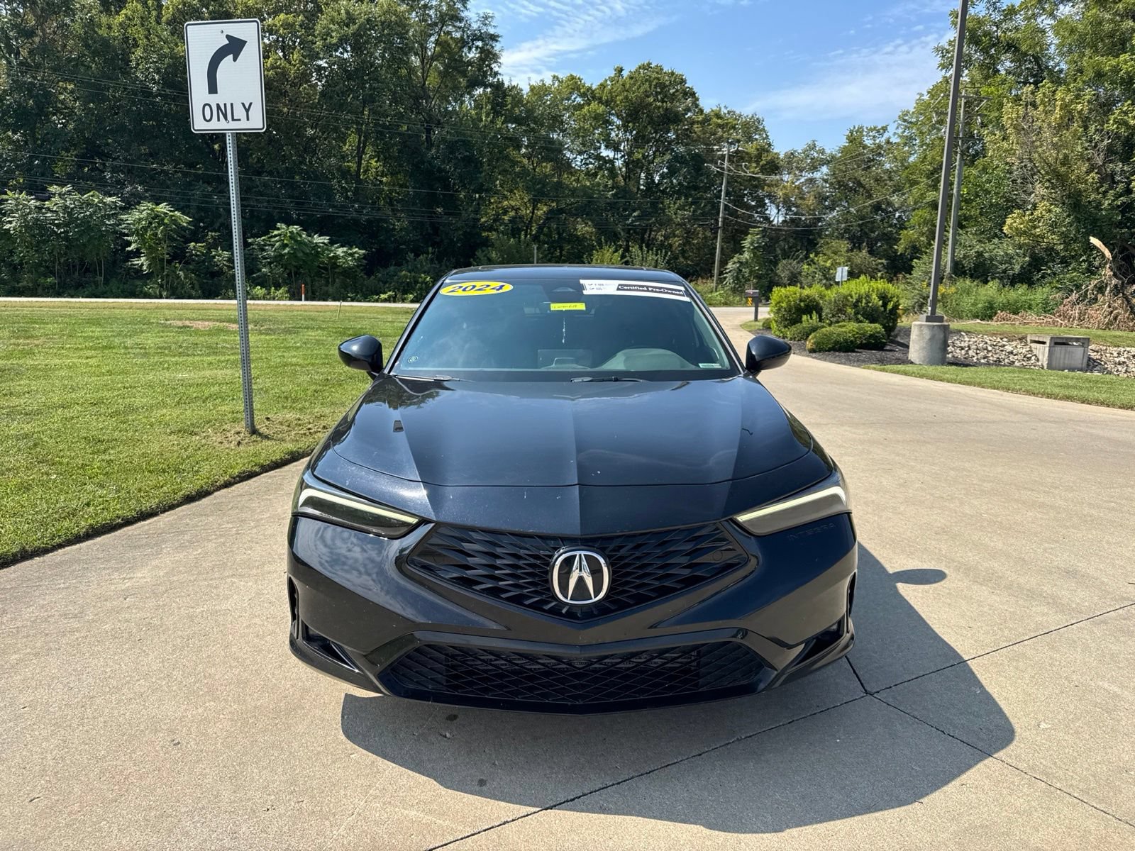 Used 2024 Acura Integra A-Spec FWD image 2