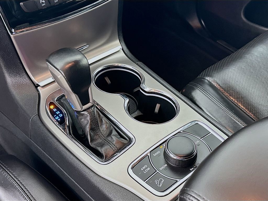 Used 2020 Jeep Grand Cherokee Limited w/ Luxury Group II image 20