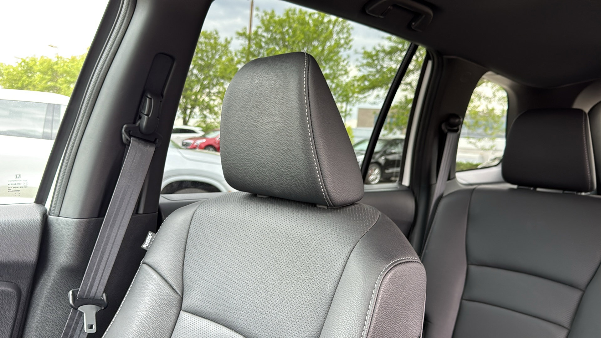 Used 2023 Honda Passport EX-L image 23