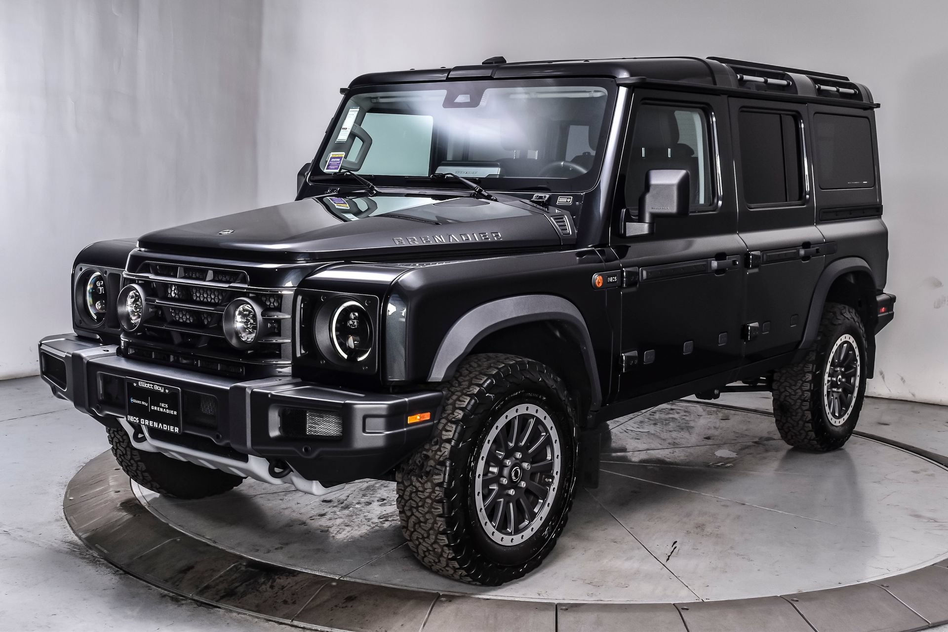 Used 2025 INEOS Grenadier Station Wagon AWD/4WD image 3