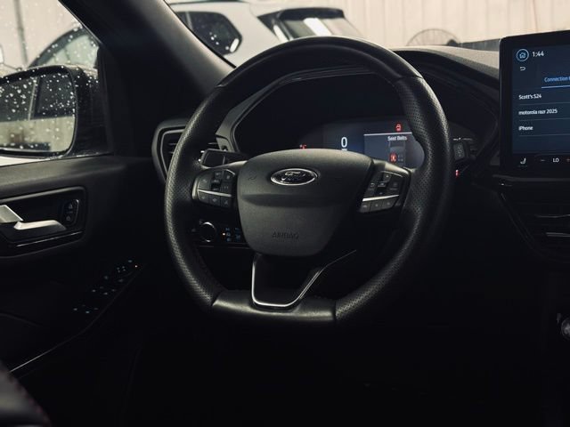 Used 2024 Ford Escape ST-Line w/ Tech Pack #1 AWD/4WD image 23
