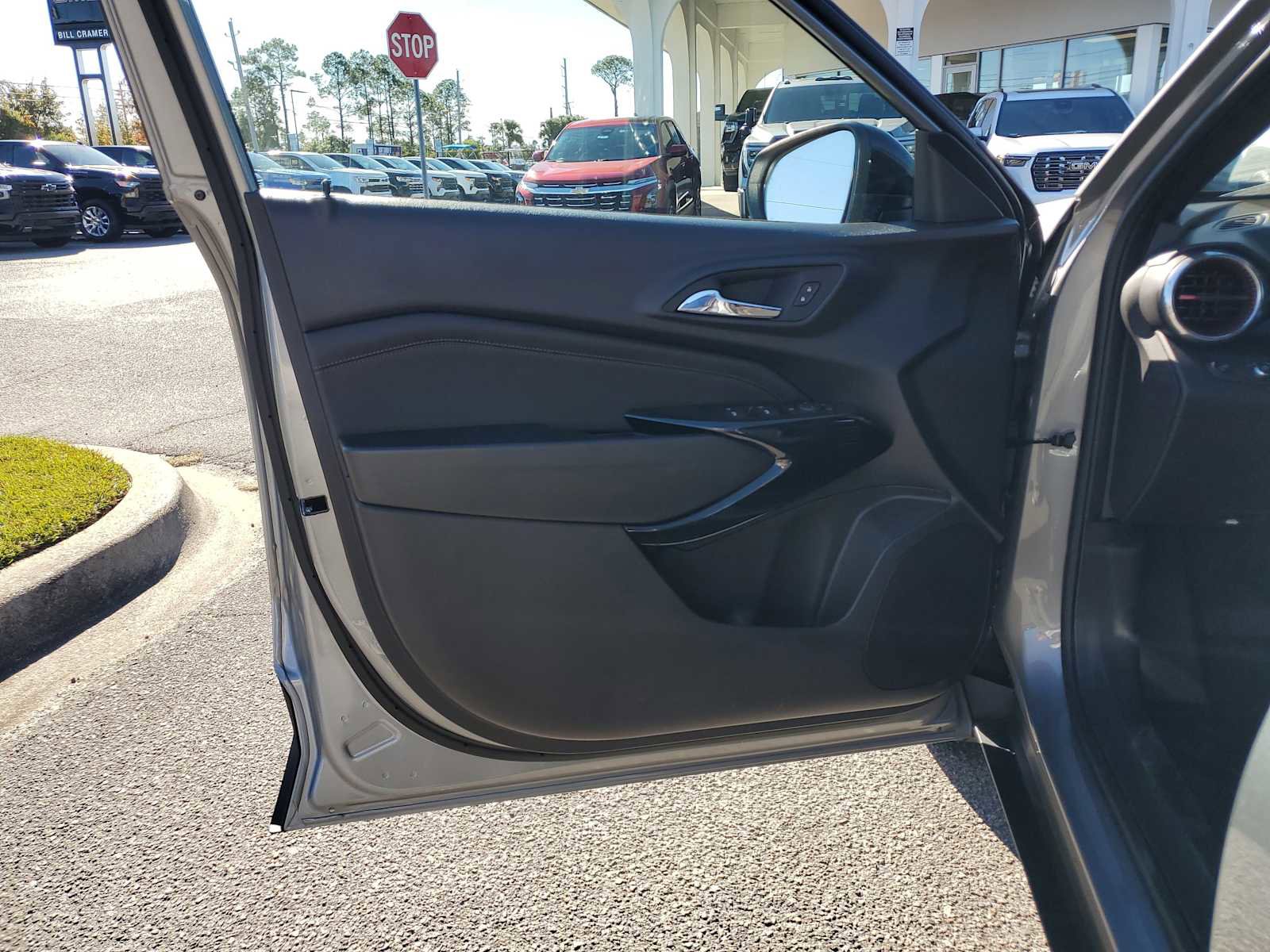 New 2026 Chevrolet Trax RS w/ Sunroof Package image 15