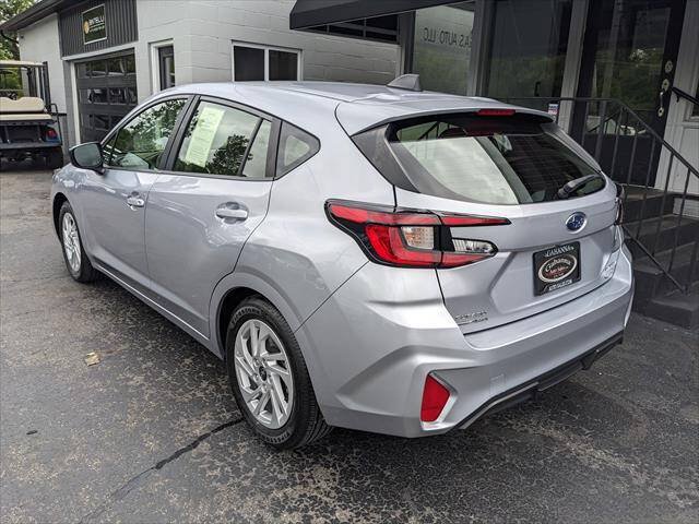 Used 2024 Subaru Impreza 2.0i AWD/4WD image 3