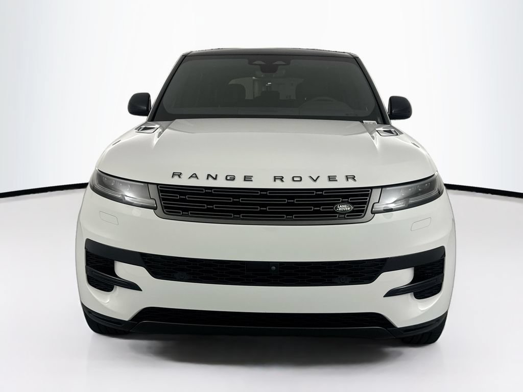 Used 2024 Land Rover Range Rover Sport SE AWD/4WD image 2