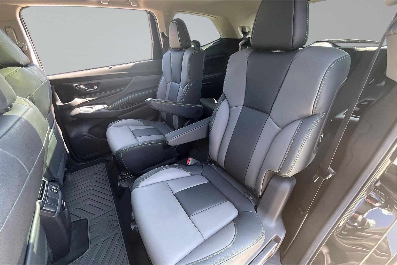 Certified 2025 Subaru Ascent Onyx Edition AWD/4WD image 27