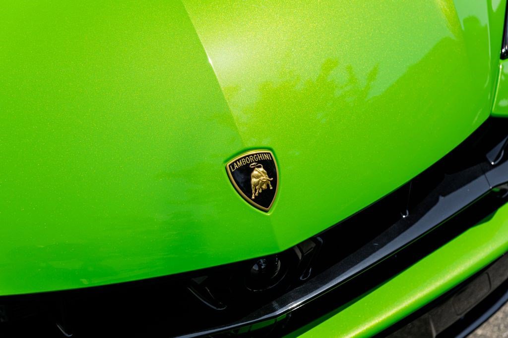 Used 2025 Lamborghini Urus SE image 26