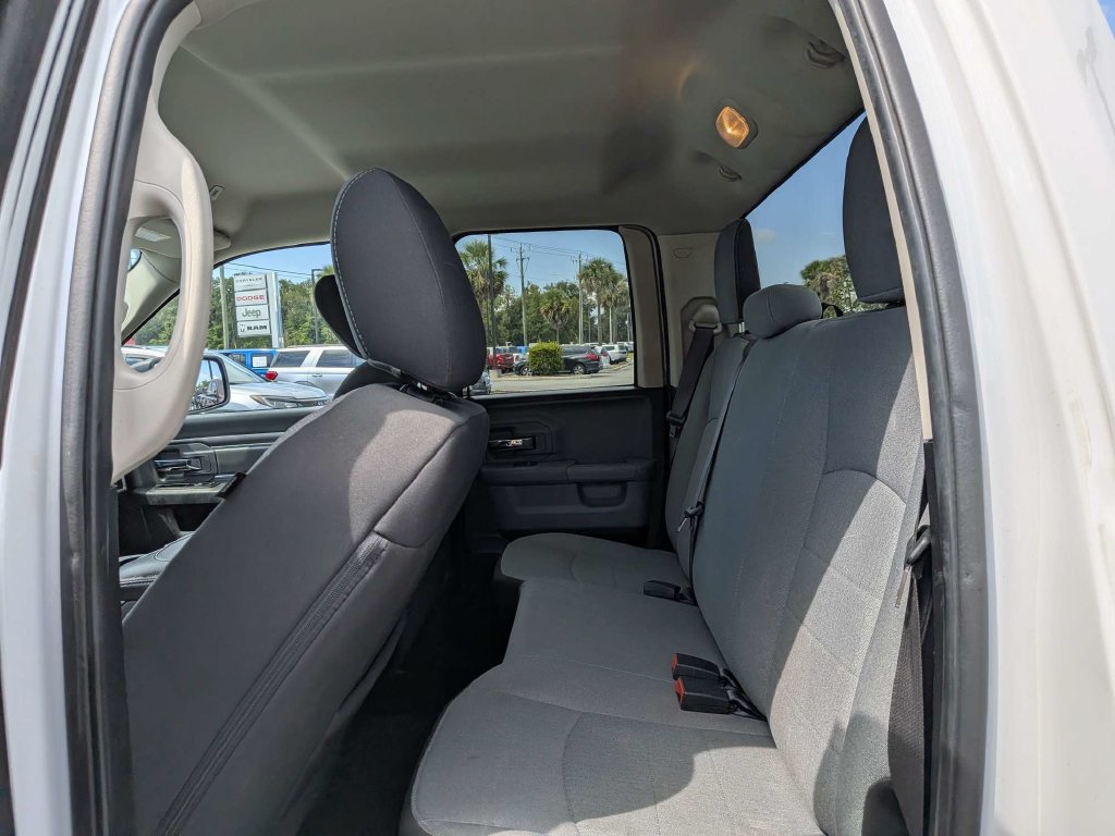 Used 2024 RAM 1500 Classic SLT AWD/4WD image 13