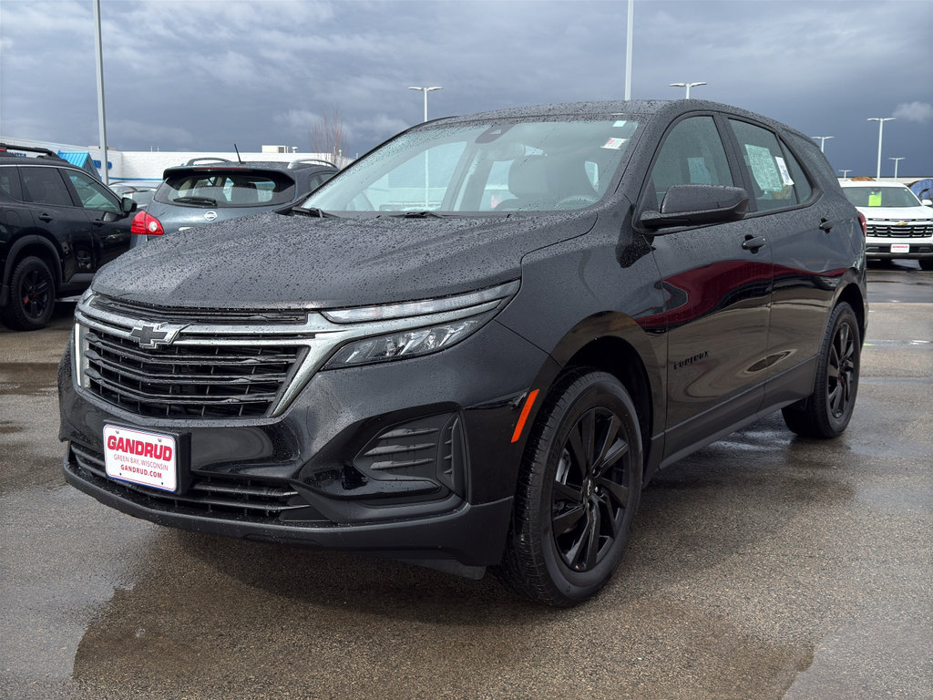 Used 2024 Chevrolet Equinox LS w/ Midnight Edition image 2
